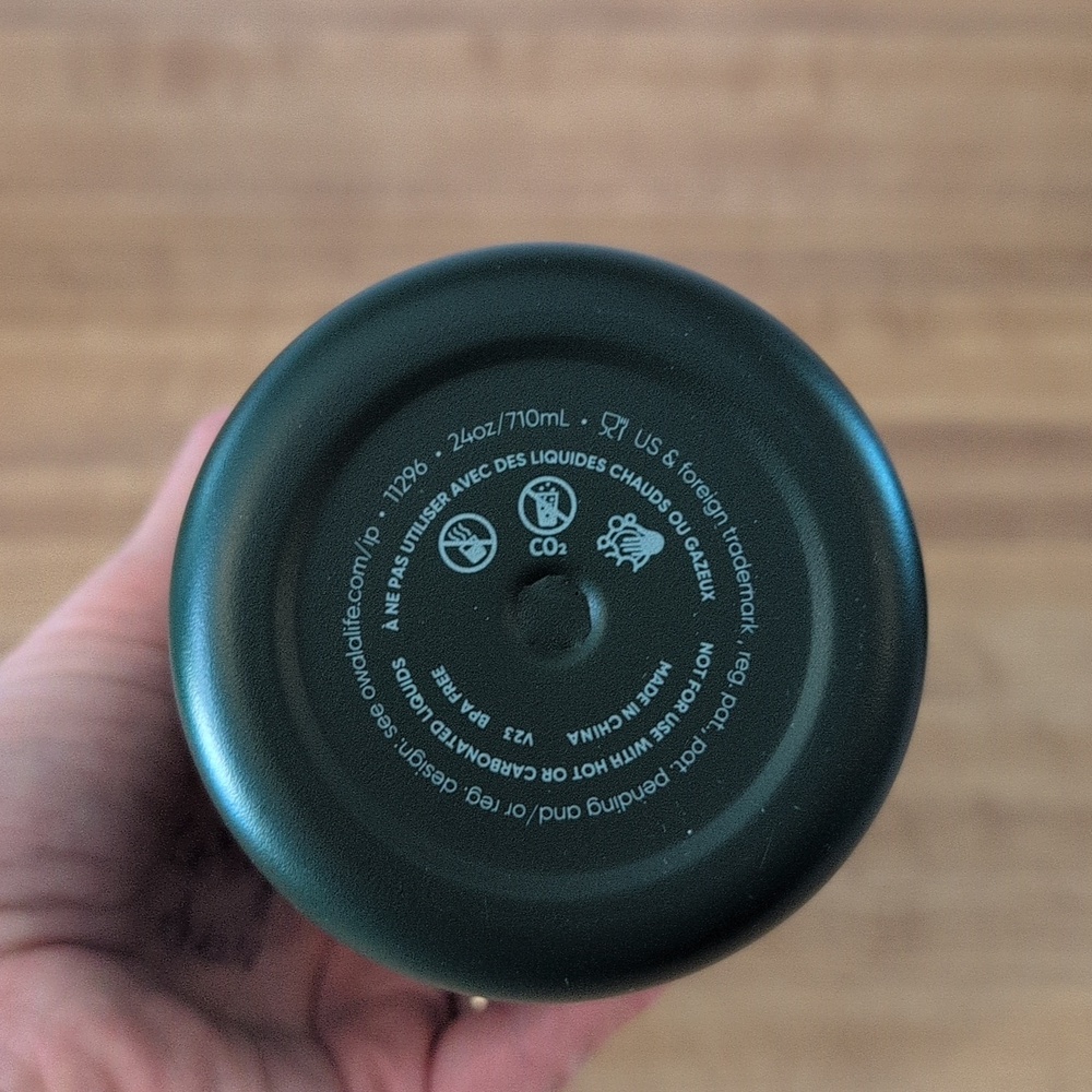 Owala Green insulated Water Bottle - Picture 6 of 6